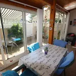 Belle Climatisee, 4 Couchages A 400 M De La 2 Terrasse D Angle Parking Dans Securisee Avec Piscine Commune Lrond39 *