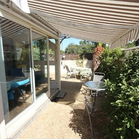Belle 4 Couchages A 400 M De La 2 Terrasse D Angle Parking Dans Securisee Avec Piscine Commune Lrond39 *
